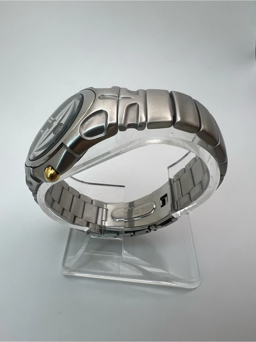 Seiko Kinetic Auto Relay Black Dial Stainless Steel Watch with Gold Accents
